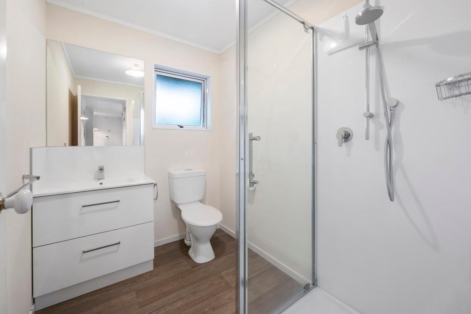 The White House - Taupo Holiday Home Экстерьер фото